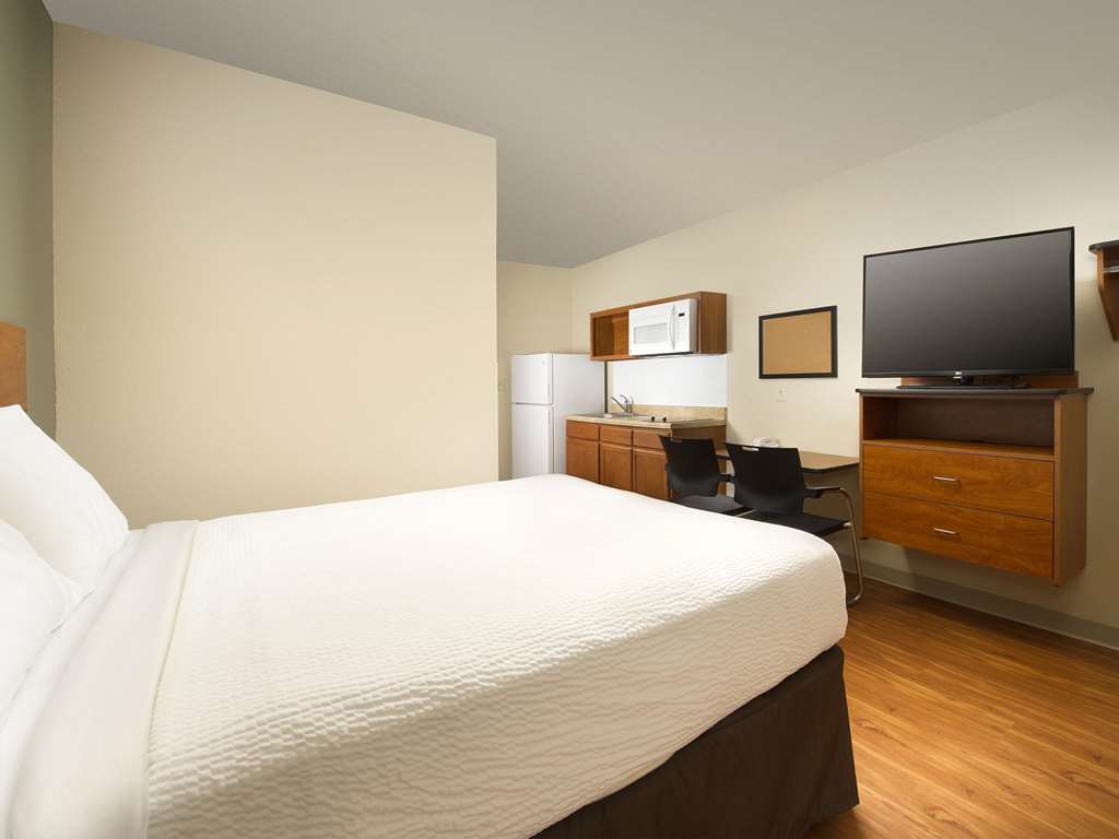 Suburban Studios Hammond Room photo